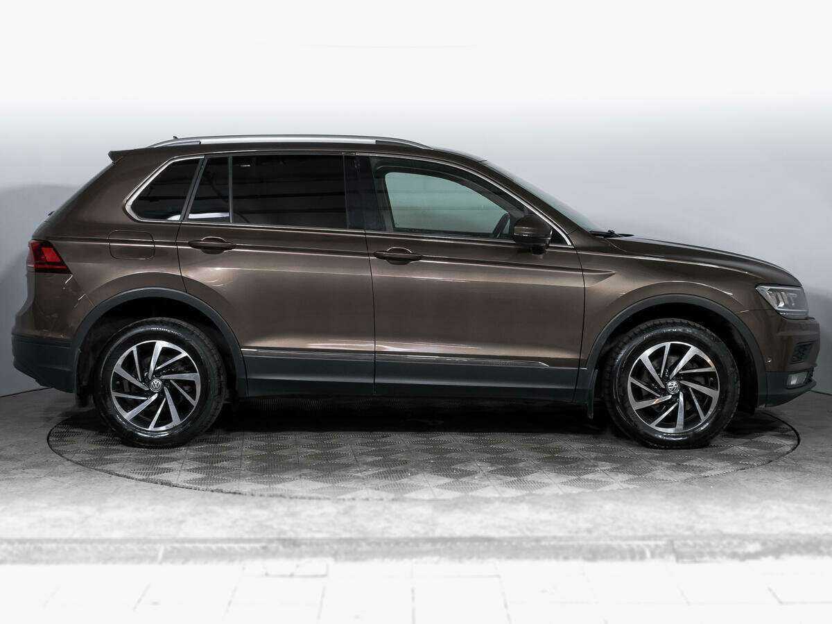 Volkswagen Tiguan с пробегом — 2018 год. Фото: #3