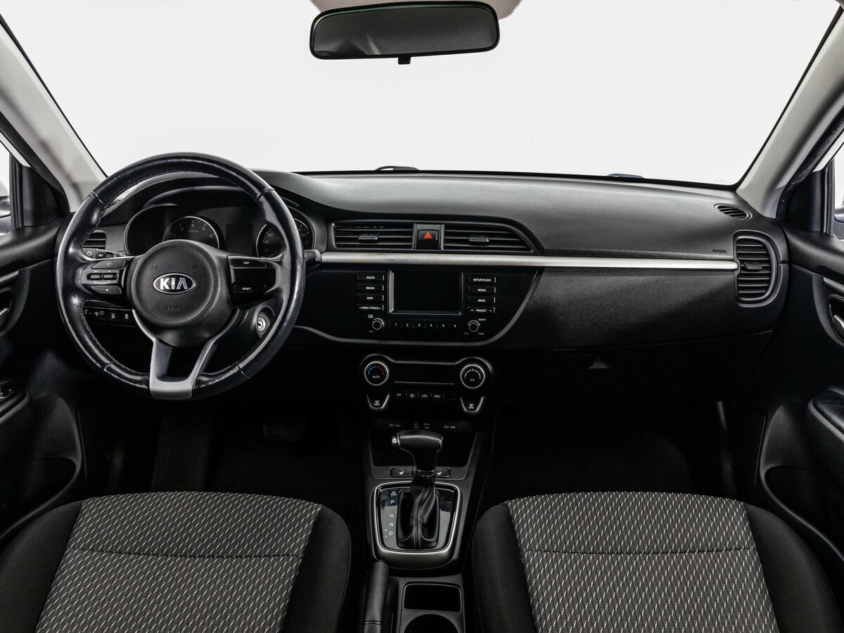 Kia Rio с пробегом — 2018 год. Фото: #7