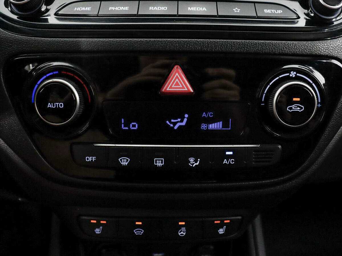 Hyundai Solaris с пробегом — 2020 год. Фото: #10