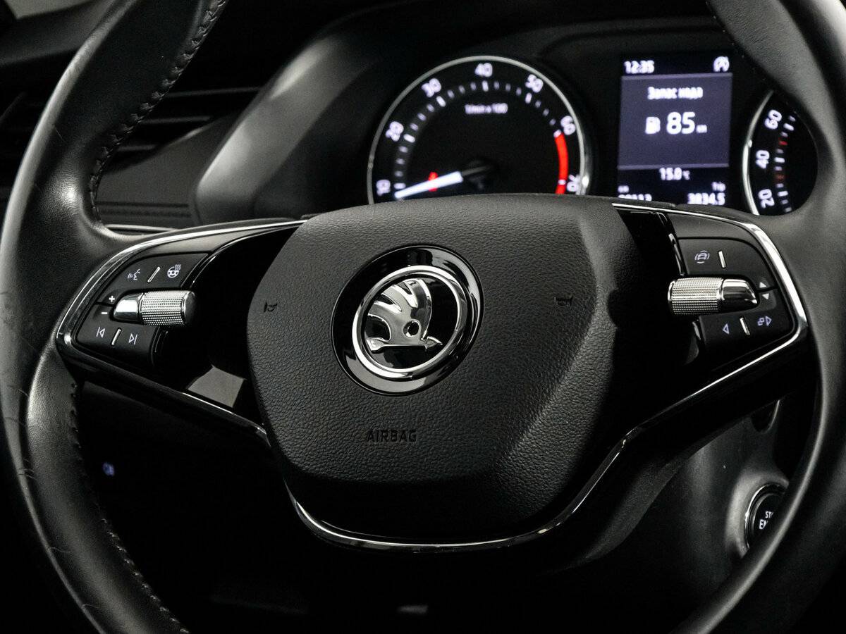 Skoda Octavia с пробегом — 2021 год. Фото: #9