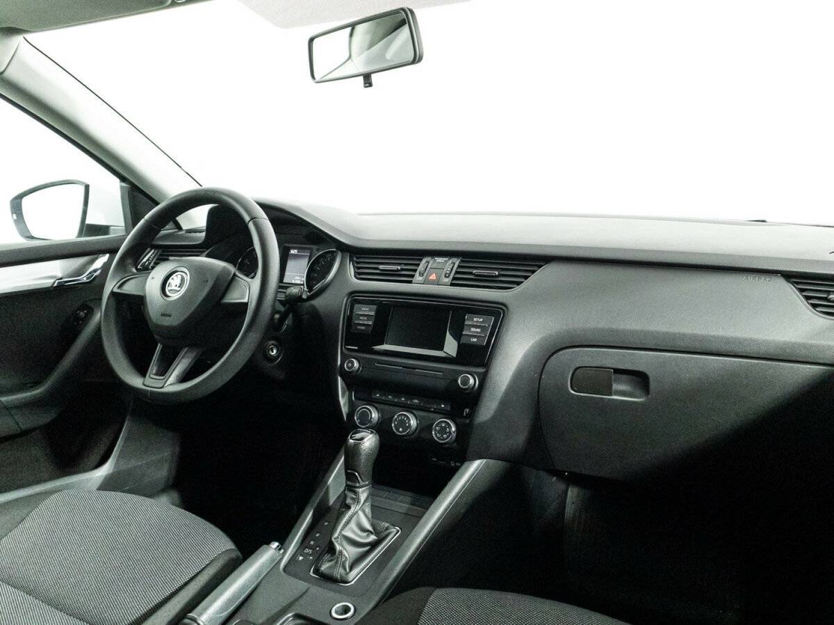 Skoda Octavia с пробегом — 2016 год. Фото: #8