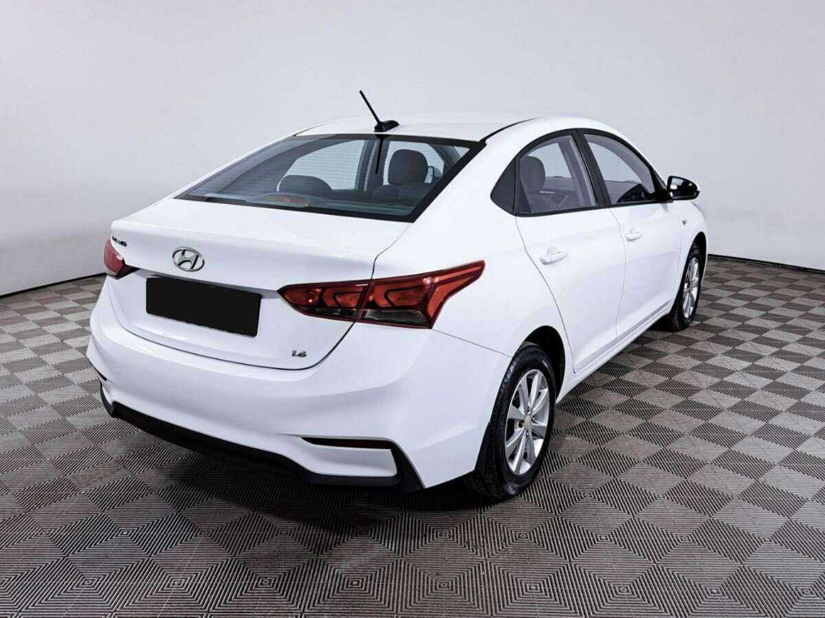 Hyundai Solaris с пробегом — 2018 год. Фото: #3