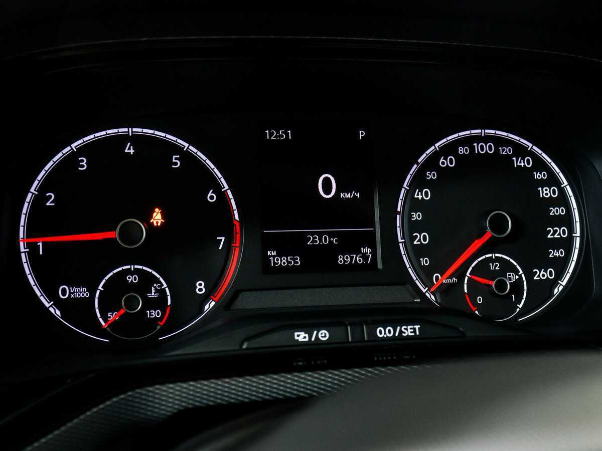 Volkswagen Polo с пробегом — 2021 год. Фото: #10