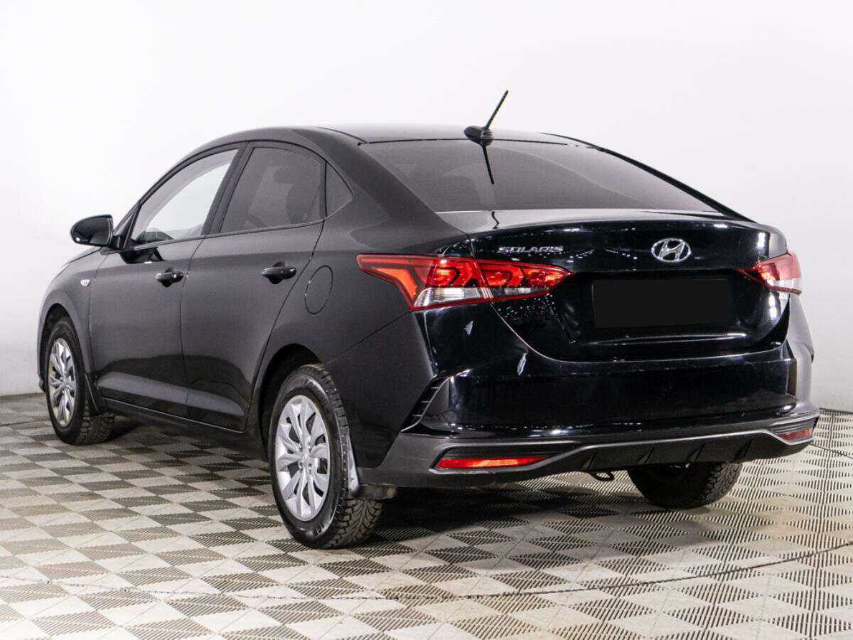 Hyundai Solaris с пробегом — 2021 год. Фото: #6