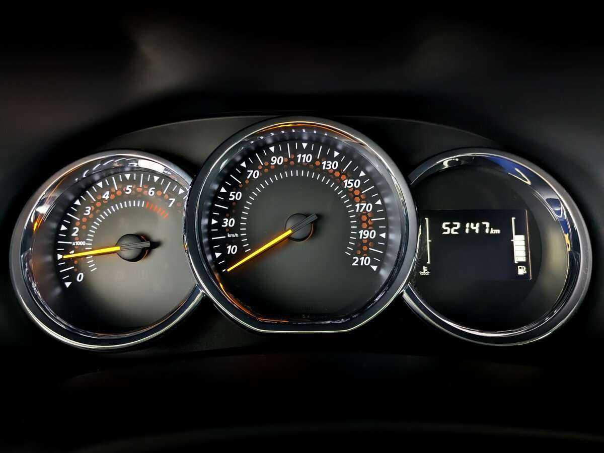 Renault Sandero с пробегом — 2021 год. Фото: #12