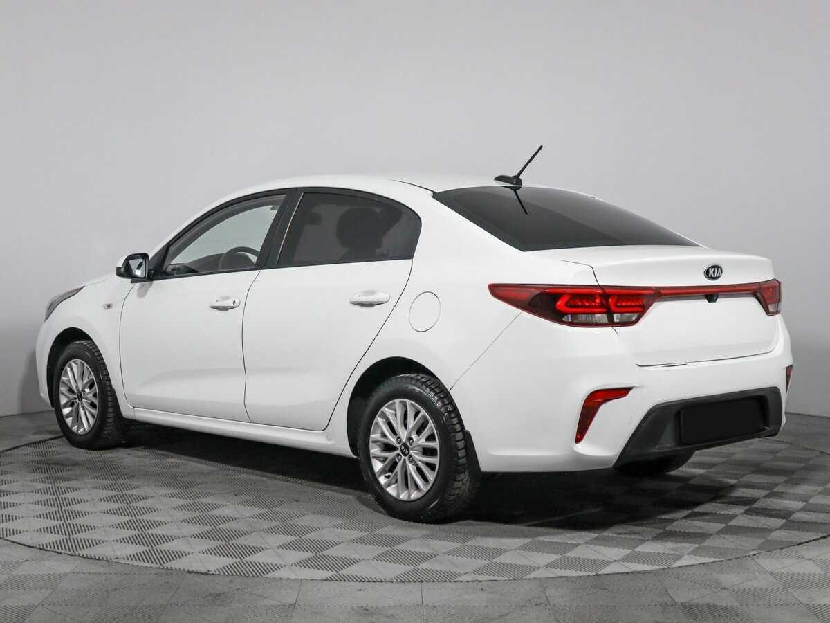 Kia Rio с пробегом — 2018 год. Фото: #6