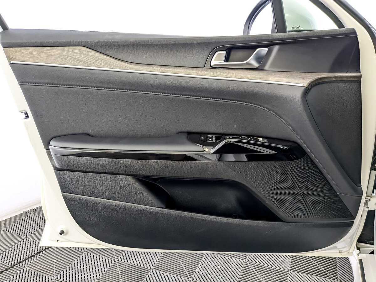 Kia K5 с пробегом — 2021 год. Фото: #13