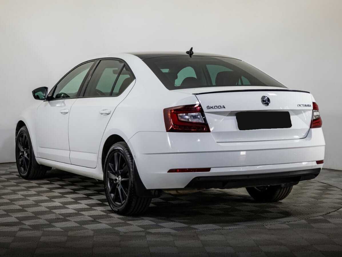 Skoda Octavia с пробегом — 2018 год. Фото: #6