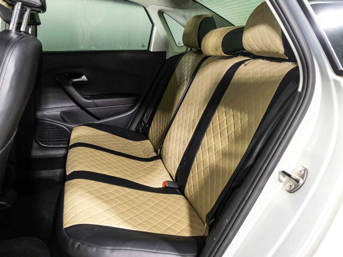 Volkswagen Polo с пробегом — 2013 год. Фото: #9