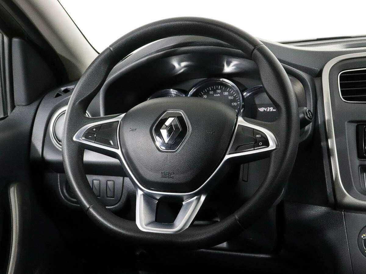 Renault Sandero с пробегом — 2018 год. Фото: #11