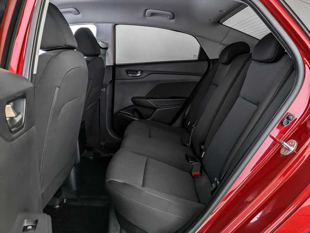 Hyundai Solaris с пробегом — 2021 год. Фото: #17