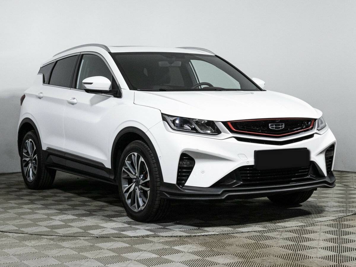 Geely Coolray с пробегом — 2023 год. Фото: #2