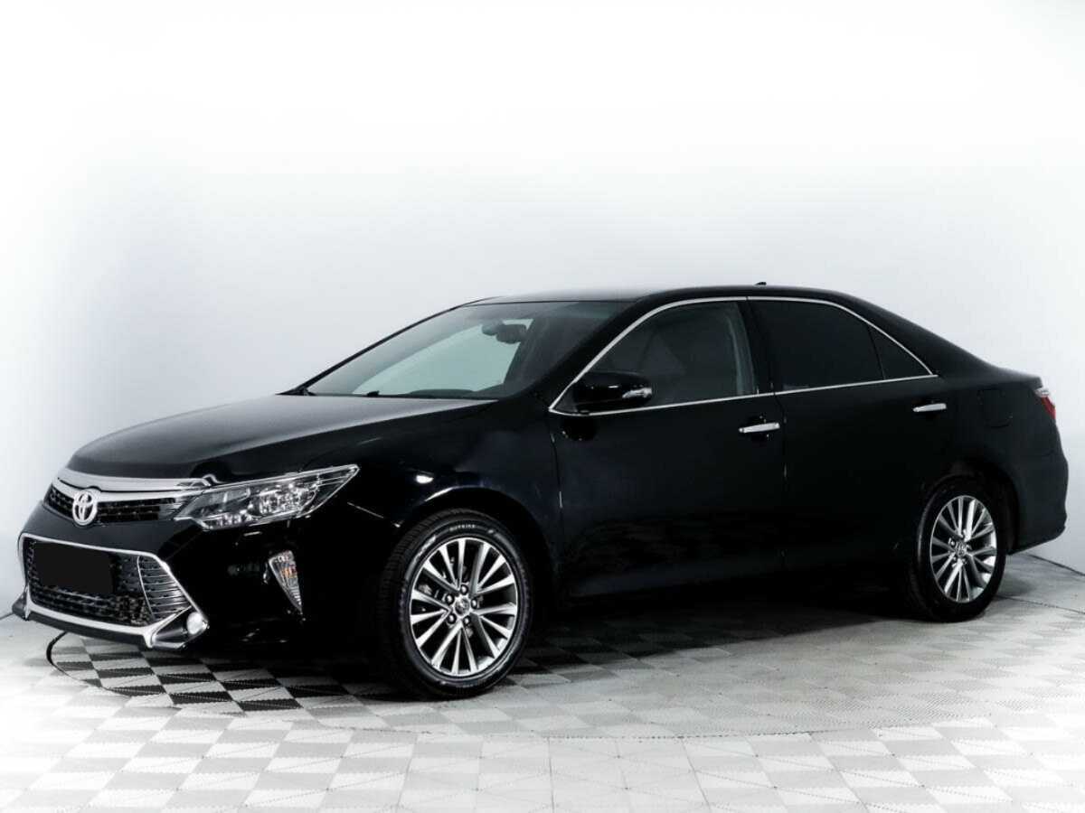 Toyota Camry с пробегом — 2017 год. Посмотреть фото