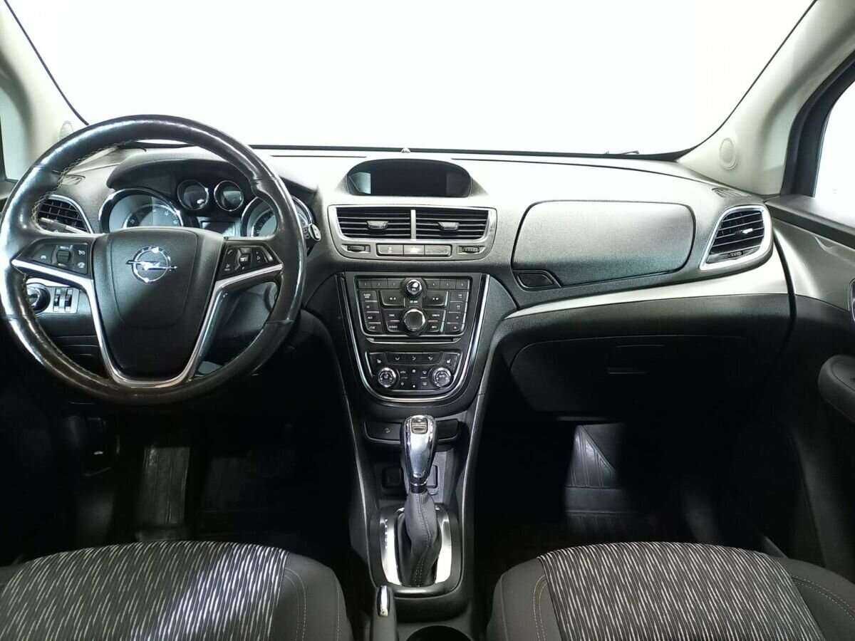 Opel Mokka с пробегом — 2013 год. Фото: #8