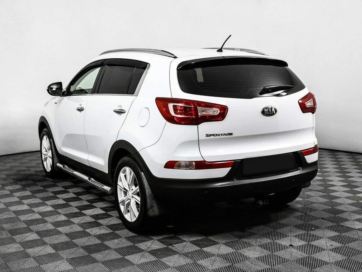 Kia Sportage с пробегом — 2013 год. Фото: #6