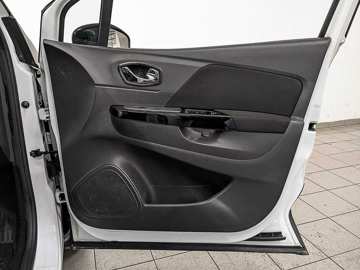 Renault Kaptur с пробегом — 2017 год. Фото: #22