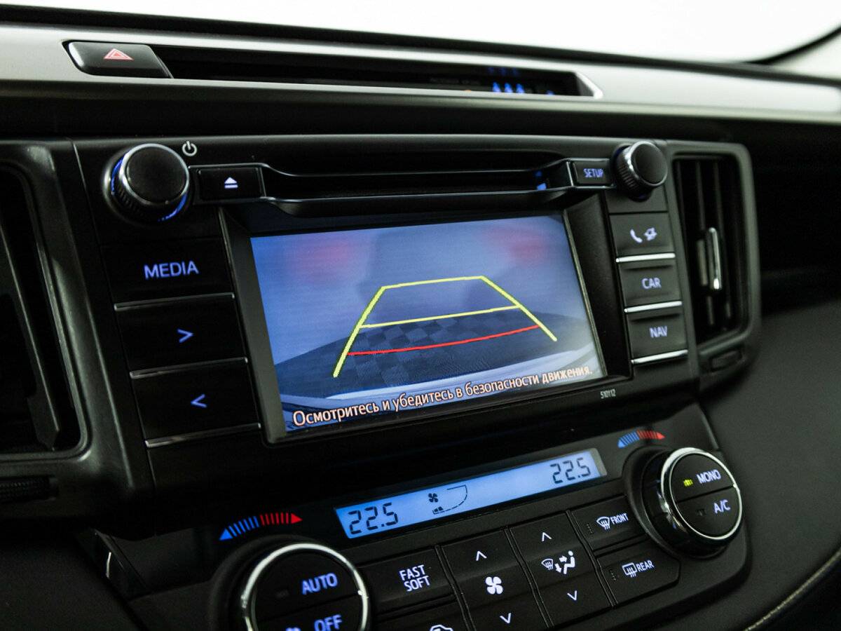 Toyota RAV4 с пробегом — 2016 год. Фото: #13