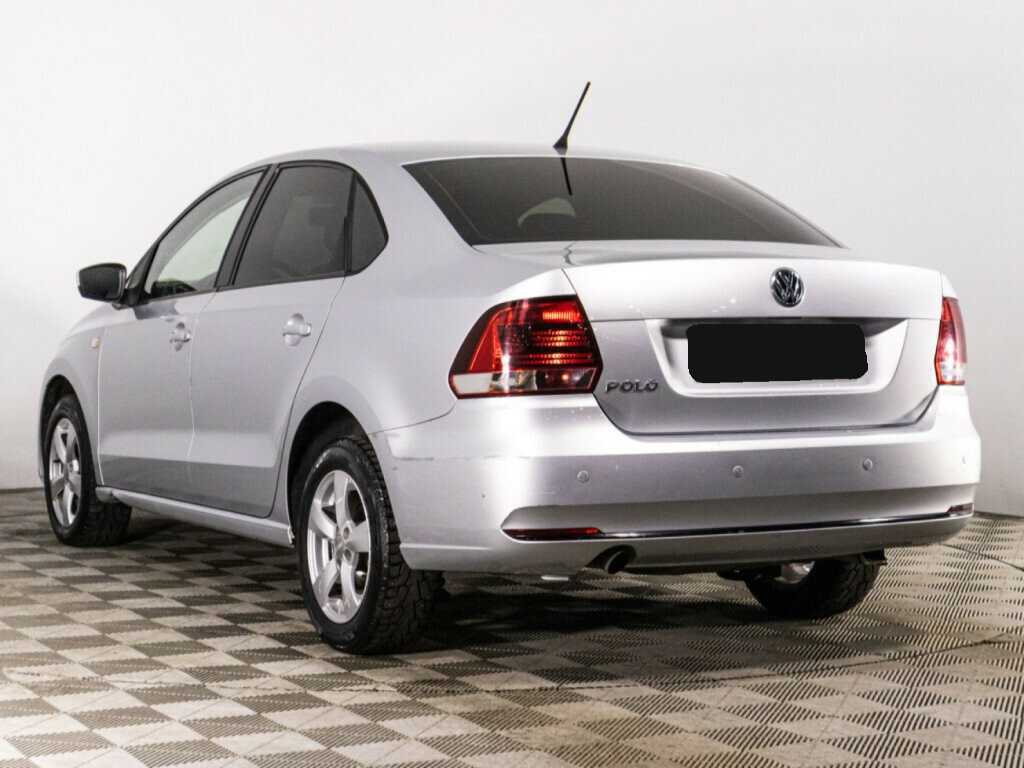 Volkswagen Polo с пробегом — 2016 год. Фото: #6