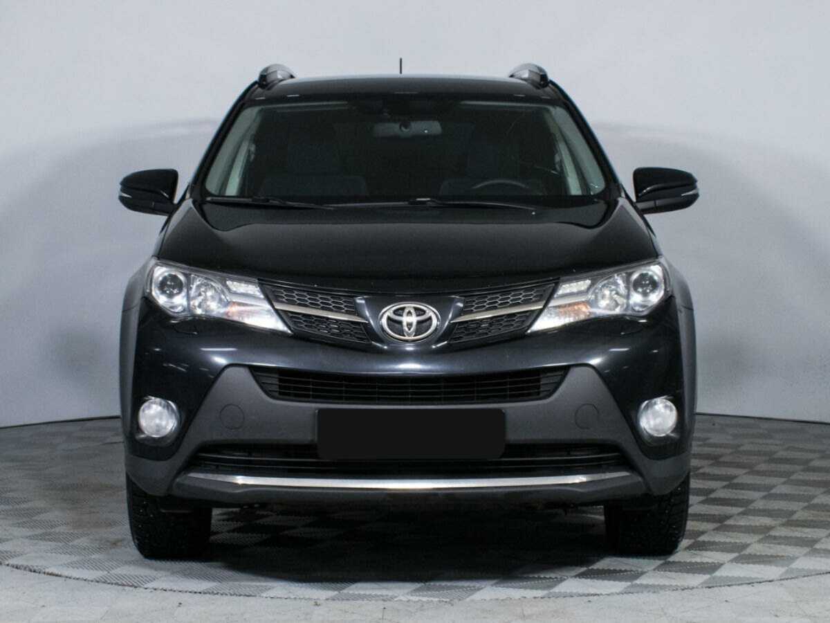 Toyota RAV4 с пробегом — 2015 год. Фото: #1