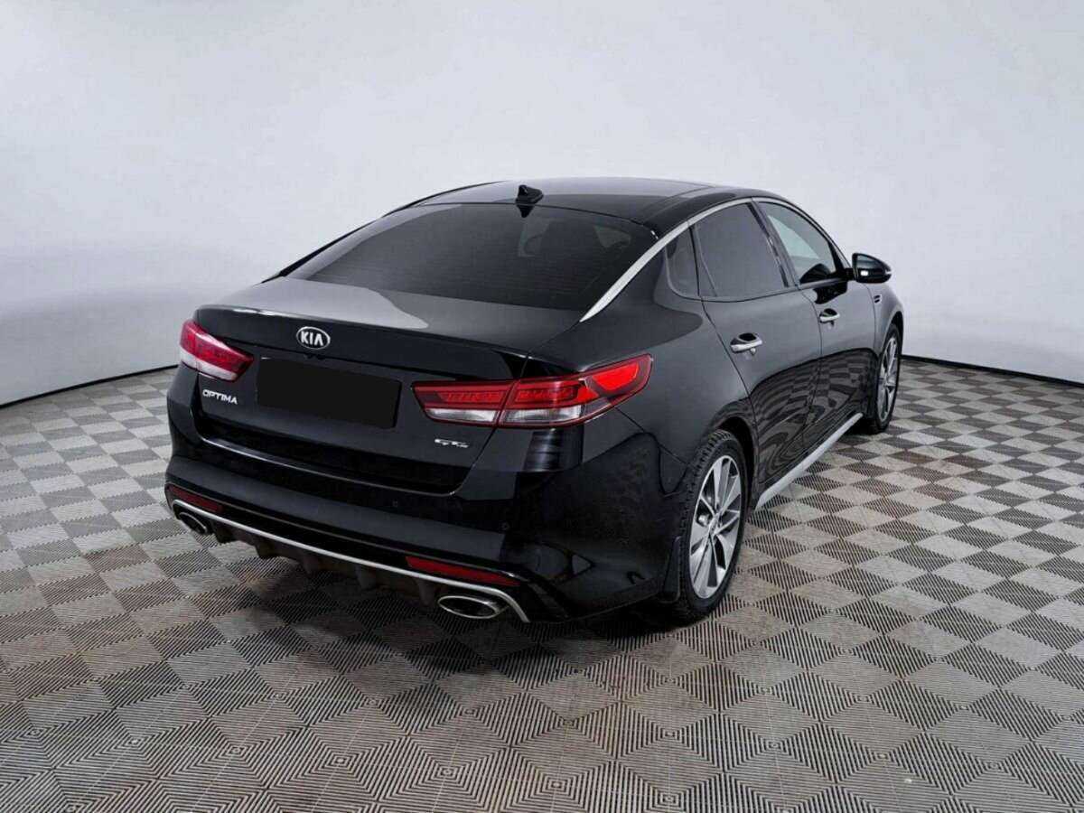 Kia Optima с пробегом — 2017 год. Фото: #4