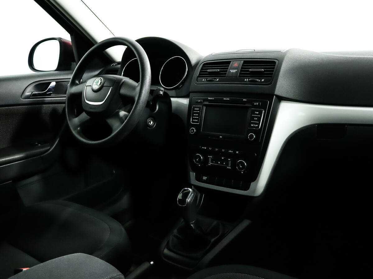 Skoda Yeti с пробегом — 2012 год. Фото: #12
