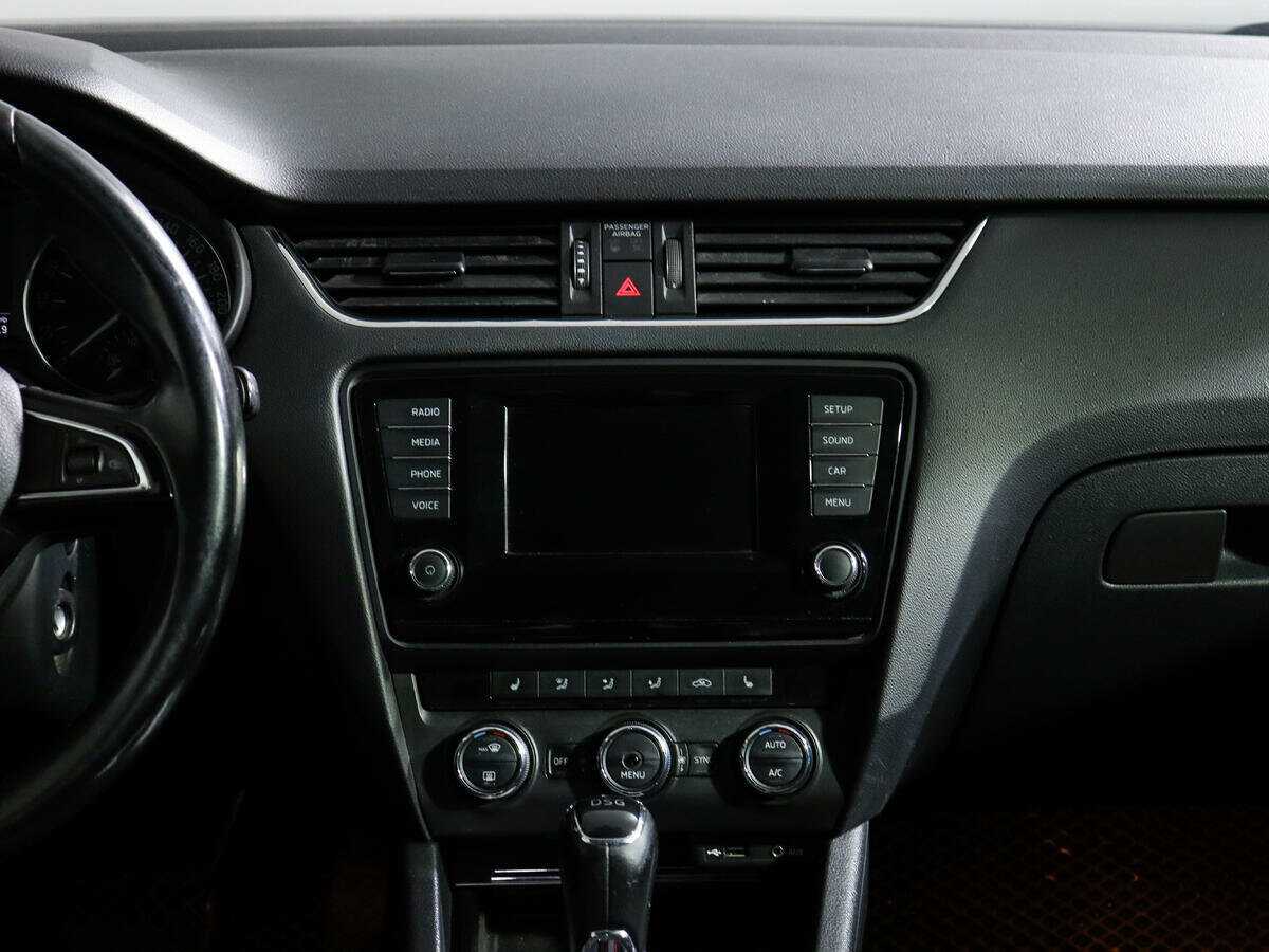 Skoda Octavia с пробегом — 2013 год. Фото: #10