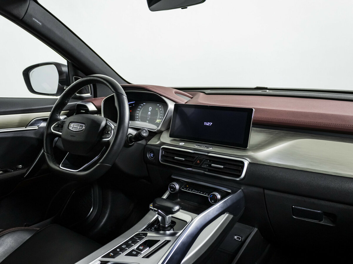 Geely Coolray с пробегом — 2022 год. Фото: #6