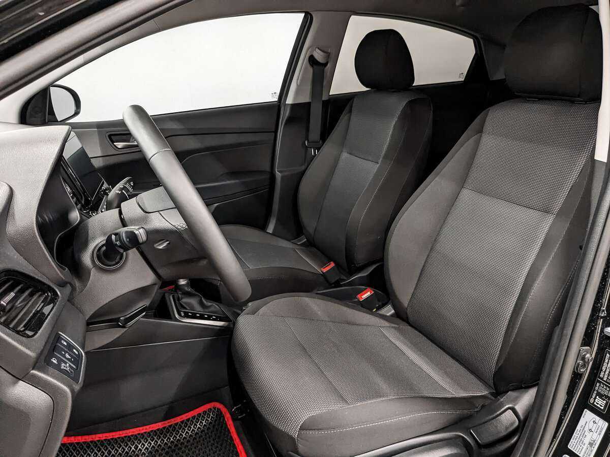 Hyundai Solaris с пробегом — 2021 год. Фото: #15