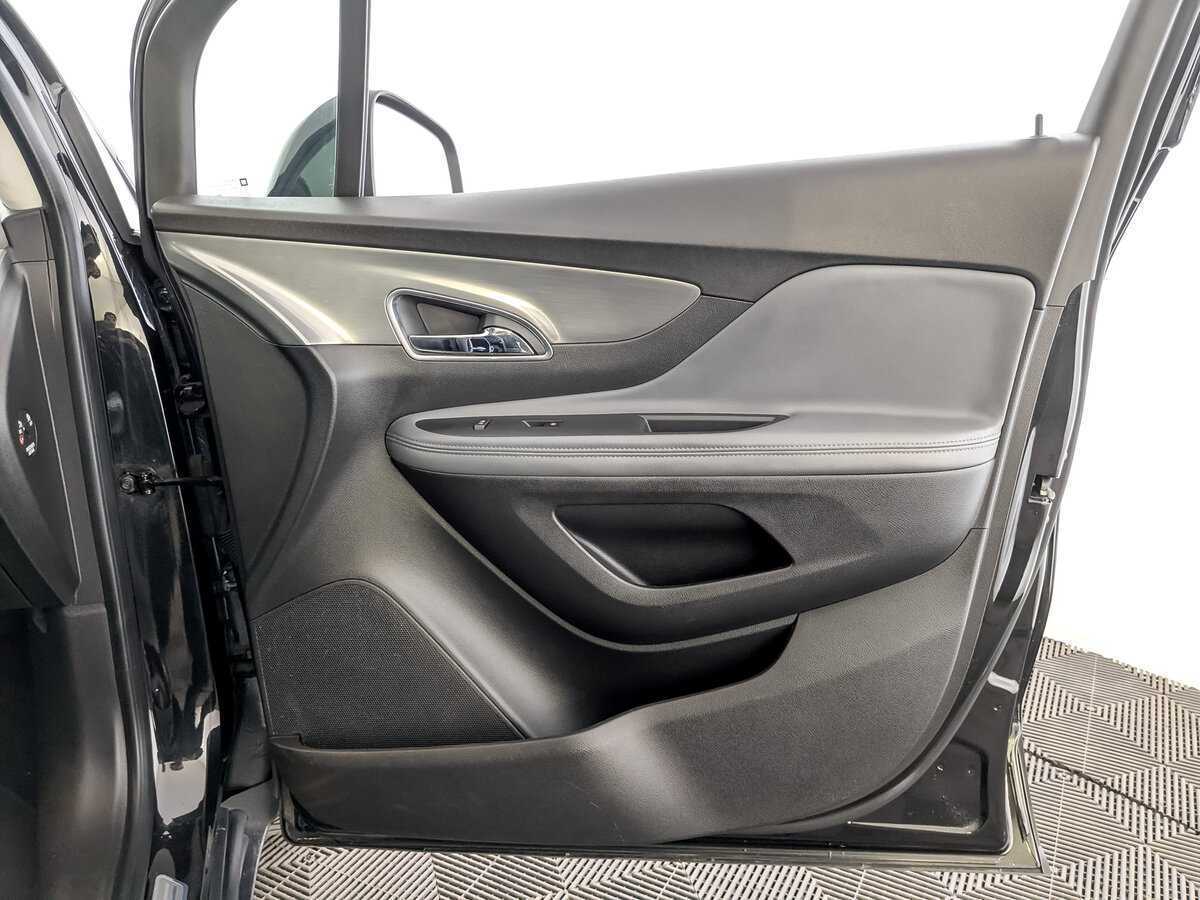 Opel Mokka с пробегом — 2013 год. Фото: #23