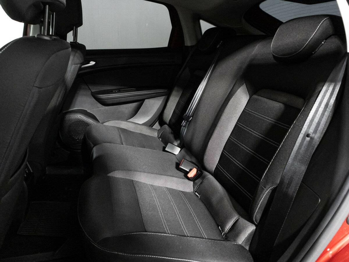 Renault Arkana с пробегом — 2021 год. Фото: #9