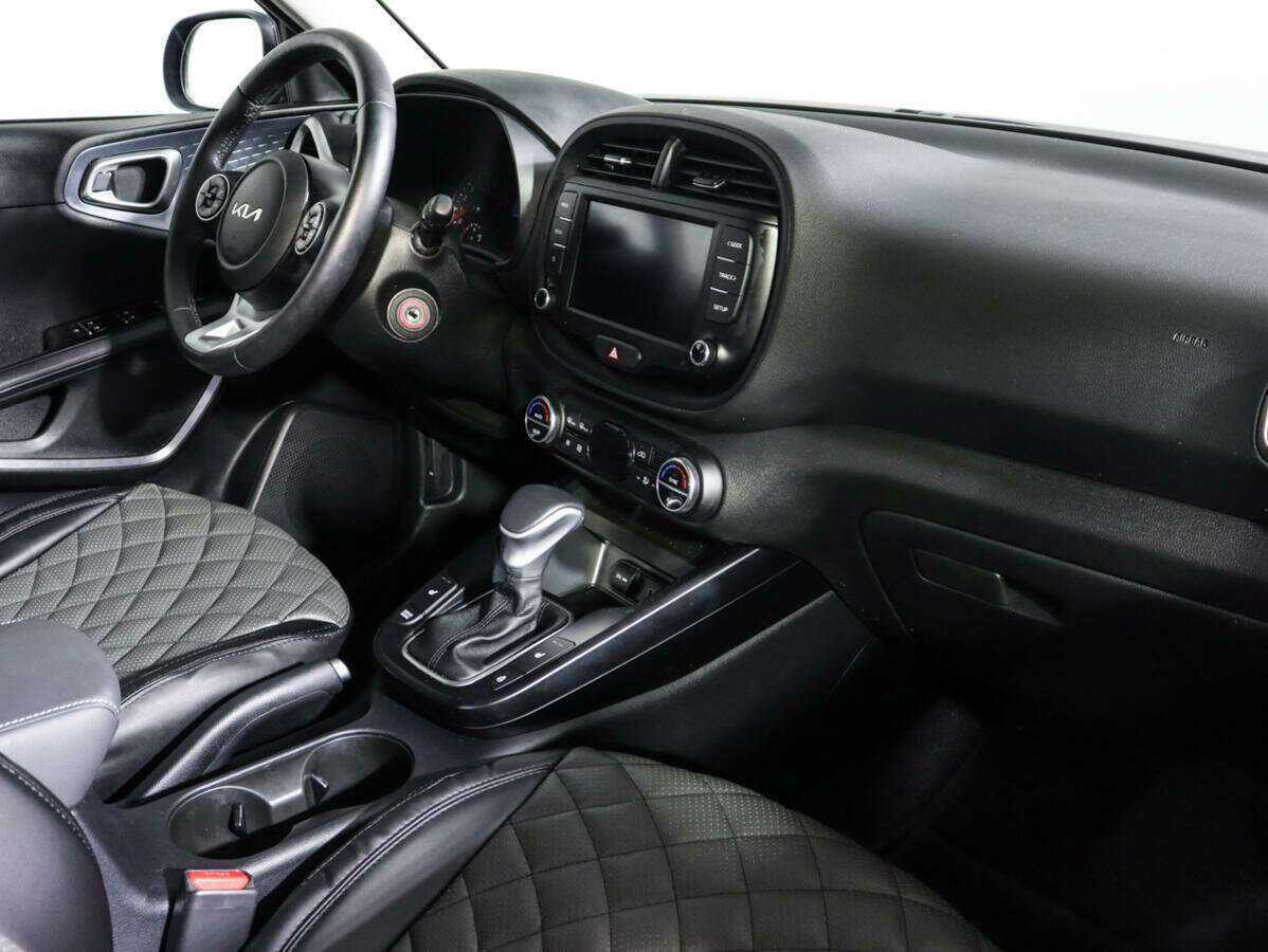 Kia Soul с пробегом — 2022 год. Фото: #8