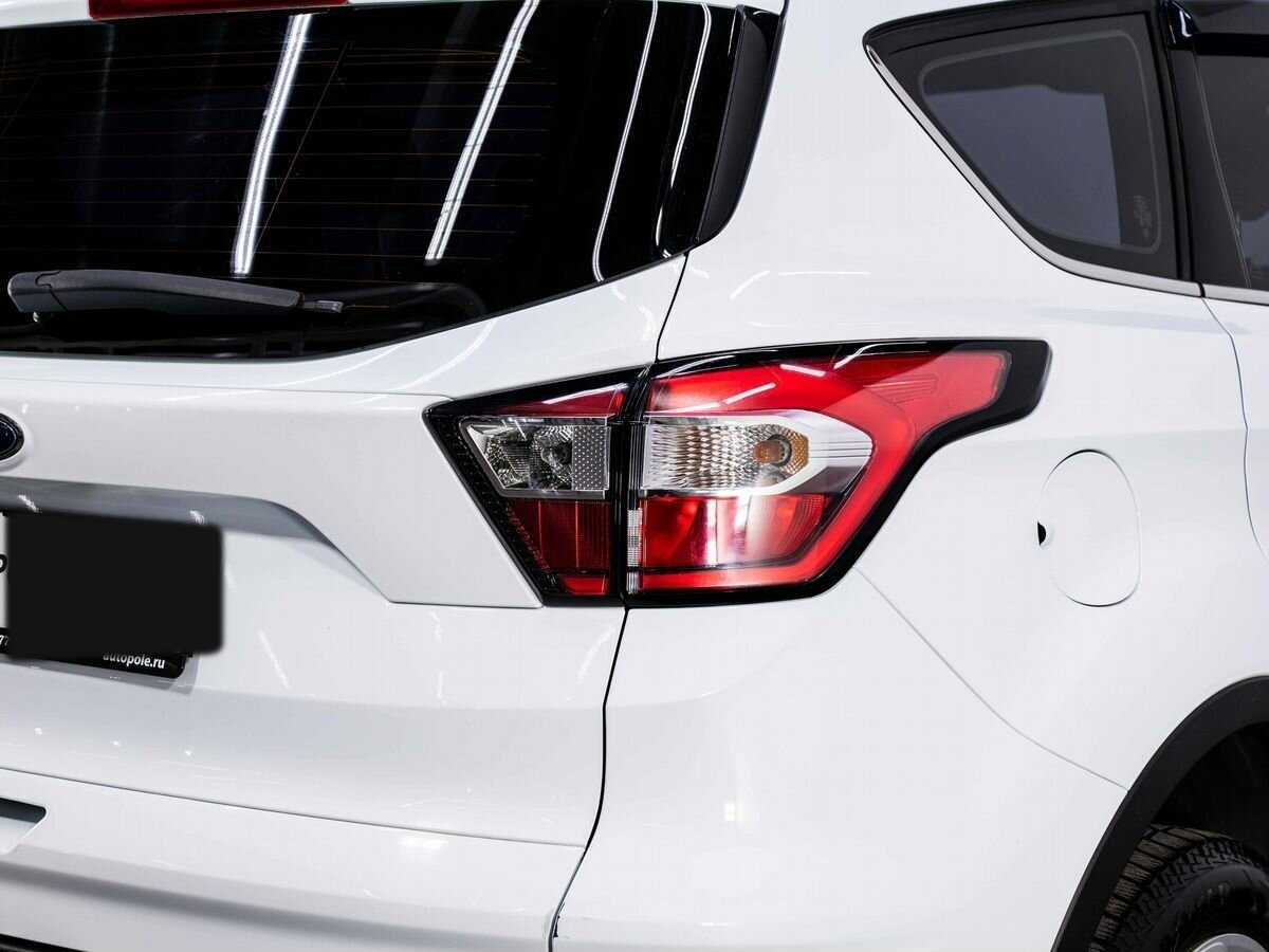 Ford Kuga с пробегом — 2017 год. Фото: #27