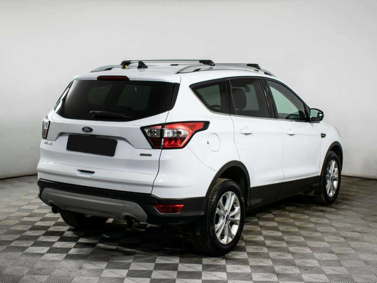 Ford Kuga с пробегом — 2017 год. Фото: #4