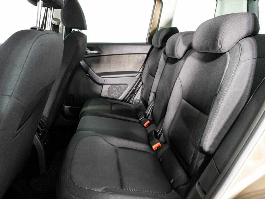 Skoda Yeti с пробегом — 2013 год. Фото: #9