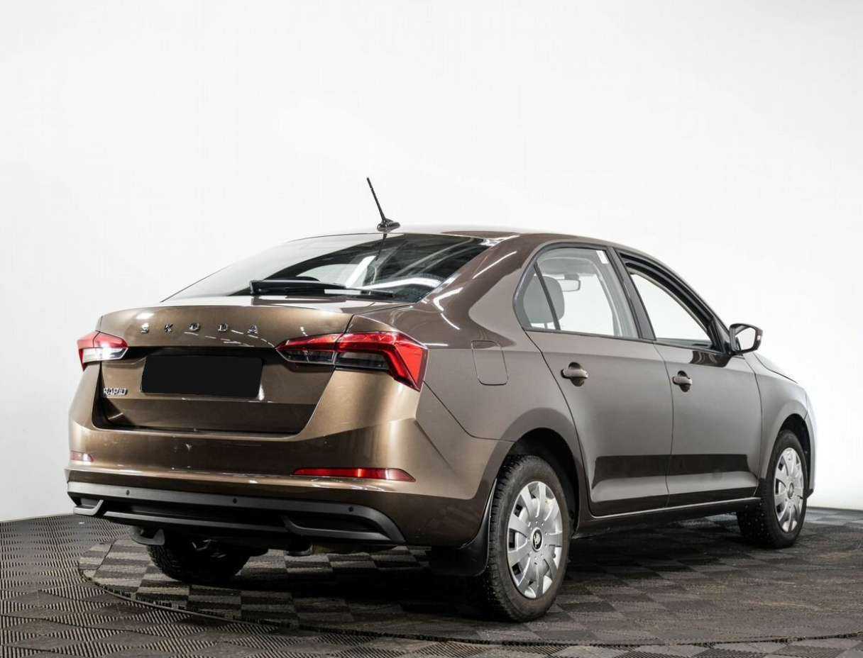 Skoda Rapid с пробегом — 2021 год. Фото: #5