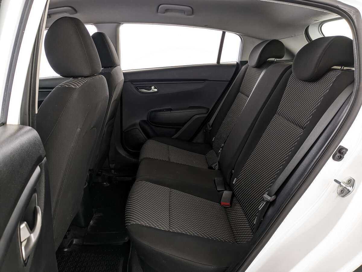 Kia Rio с пробегом — 2019 год. Фото: #17