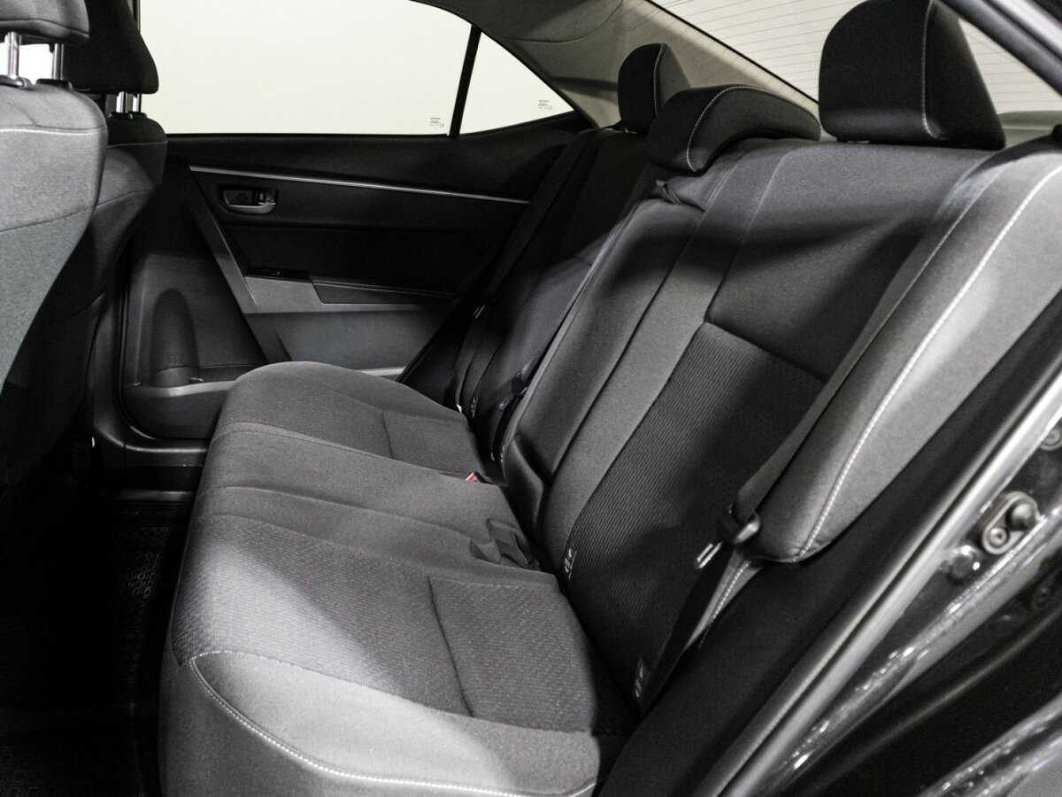 Toyota Corolla с пробегом — 2018 год. Фото: #9