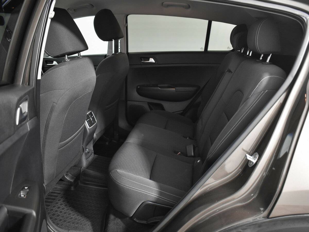 Kia Sportage с пробегом — 2018 год. Фото: #10