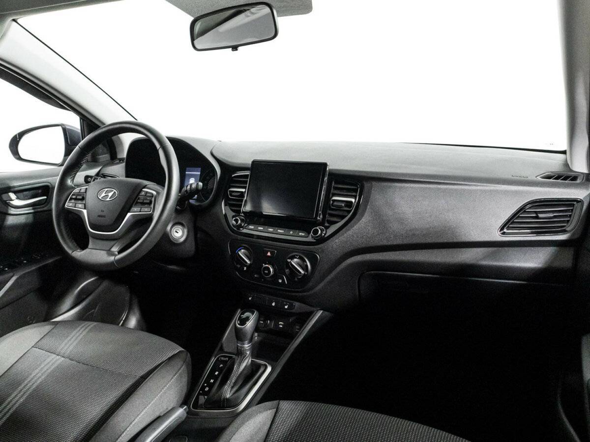 Hyundai Solaris с пробегом — 2021 год. Фото: #8