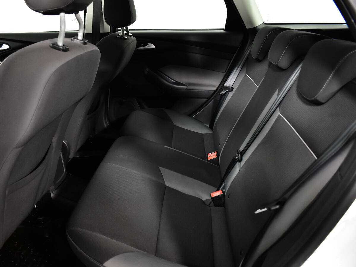 Ford Focus с пробегом — 2015 год. Фото: #9