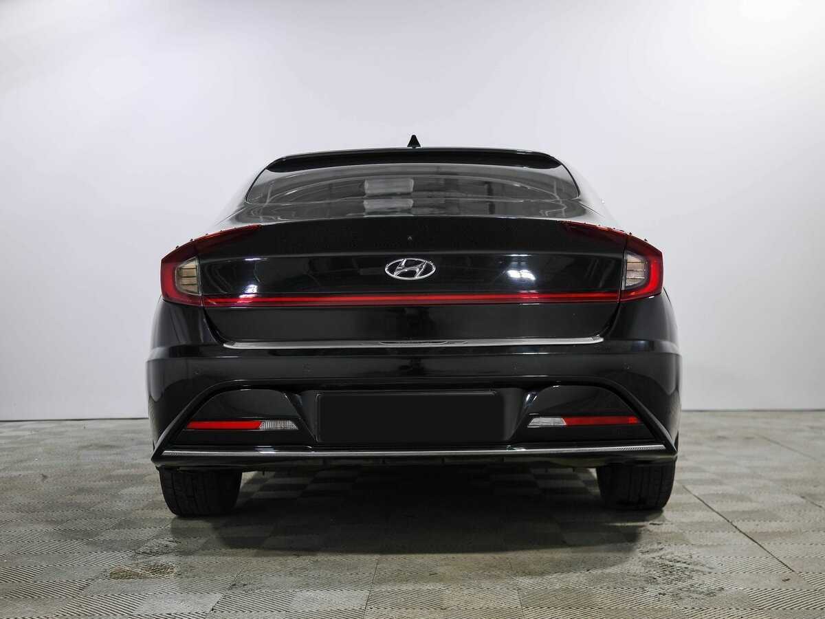 Hyundai Sonata с пробегом — 2020 год. Фото: #3