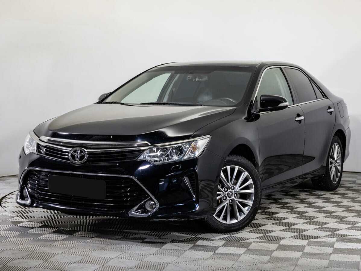 Toyota Camry с пробегом — 2016 год. Фото: #0