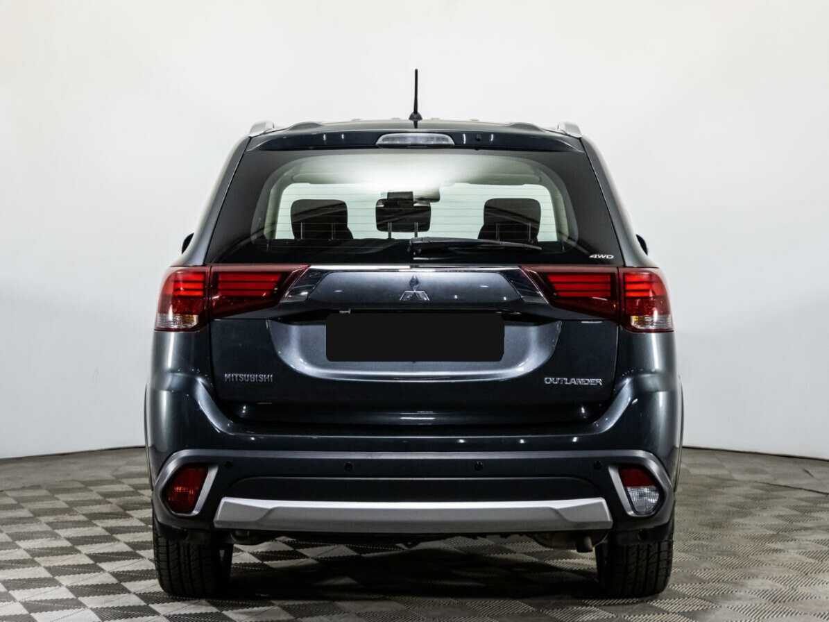 Mitsubishi Outlander с пробегом — 2016 год. Фото: #4