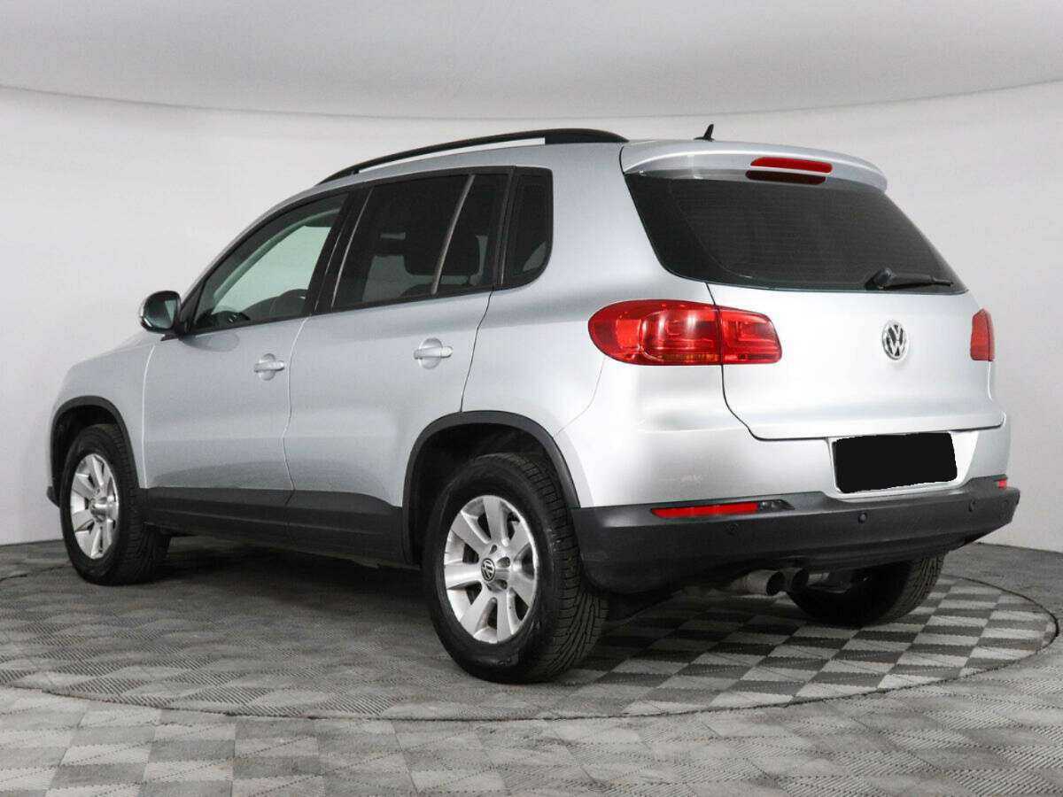 Volkswagen Tiguan с пробегом — 2012 год. Фото: #6