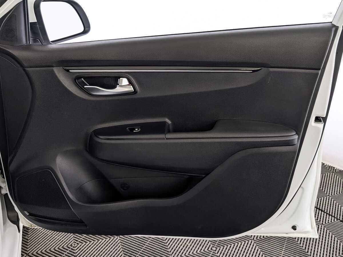 Kia Rio с пробегом — 2018 год. Фото: #22