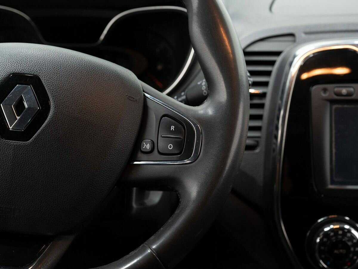 Renault Kaptur с пробегом — 2017 год. Фото: #15