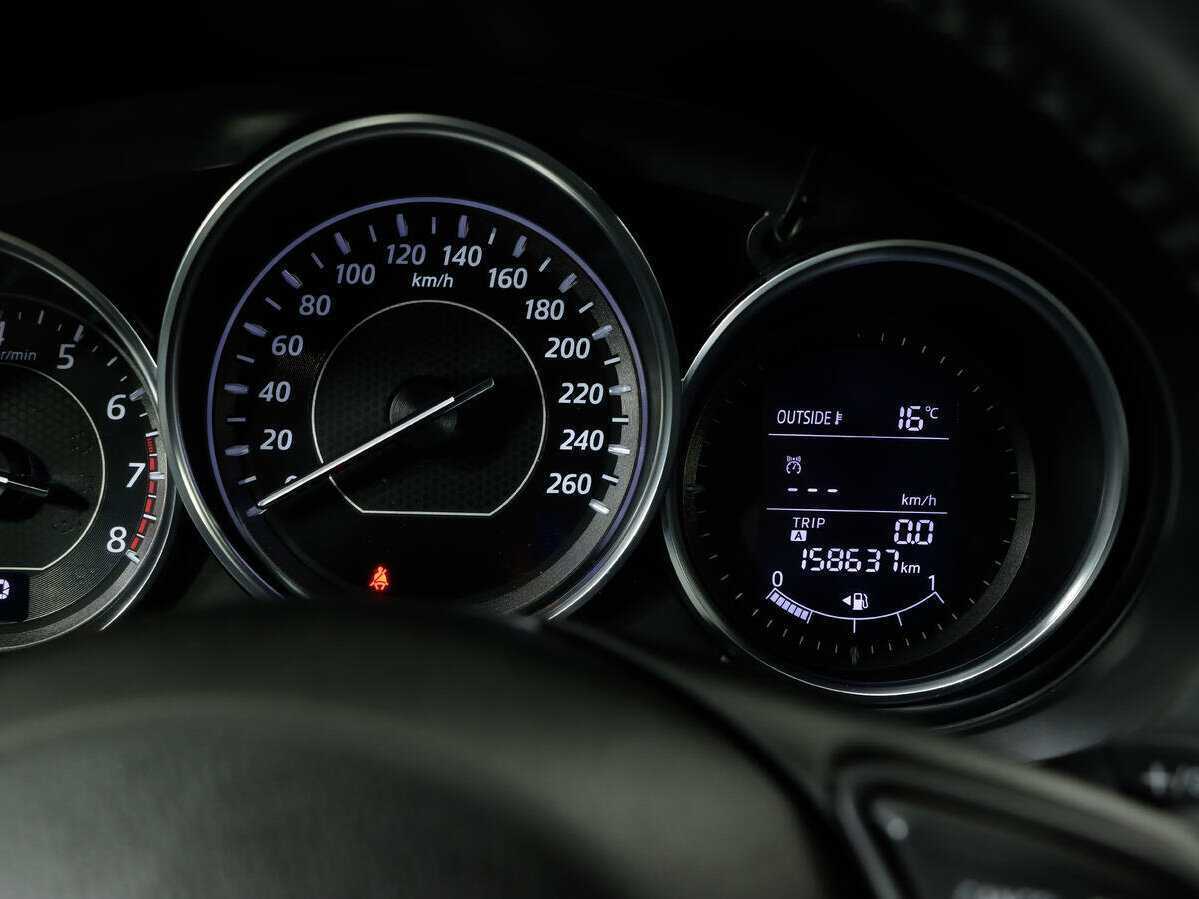 Mazda 6 с пробегом — 2013 год. Фото: #17