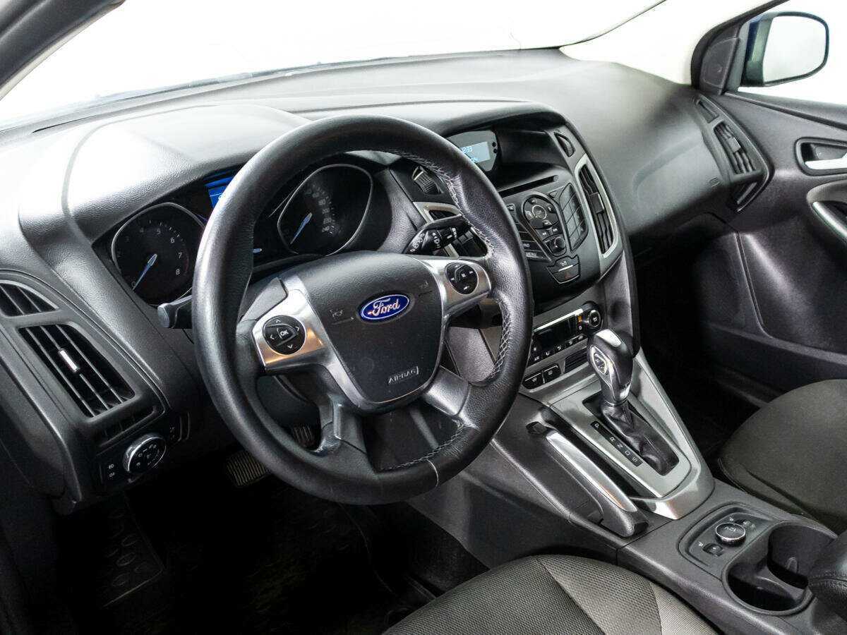 Ford Focus с пробегом — 2013 год. Фото: #10