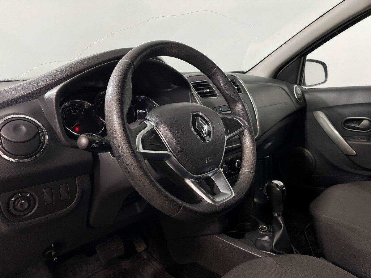 Renault Logan с пробегом — 2020 год. Фото: #11