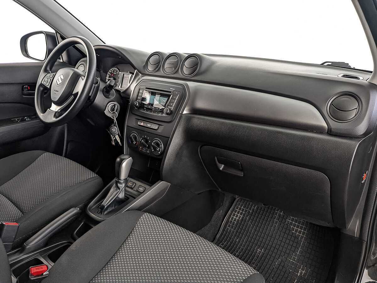 Suzuki Vitara с пробегом — 2019 год. Фото: #12